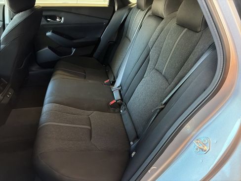 Used 2025 Honda Accord Sport image 5