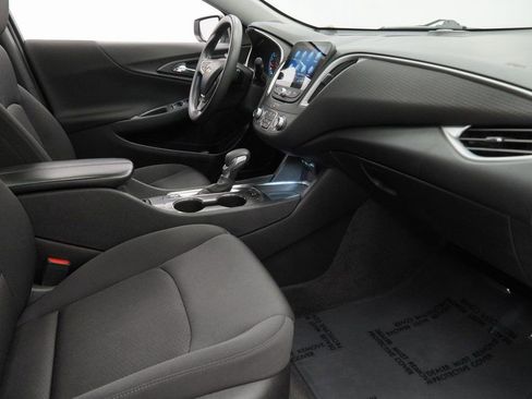 Used 2024 Chevrolet Malibu LT image 48