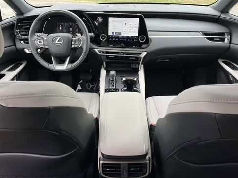 Used 2023 Lexus RX 350 Premium image 10