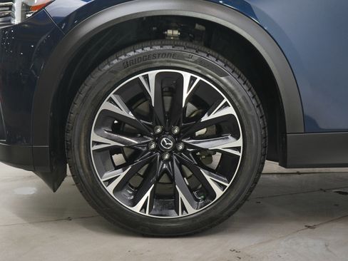 Used 2024 MAZDA CX-90 Plug-In Hybrid w/ Premium Plus AWD/4WD image 31