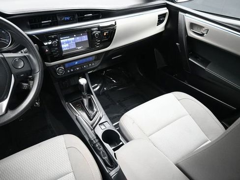 Used 2016 Toyota Corolla LE image 10