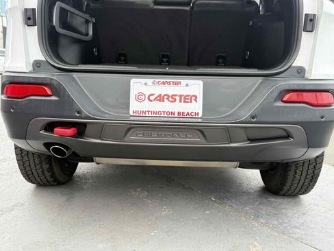 Used 2018 Jeep Cherokee Trailhawk image 75