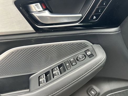 New 2026 Acura MDX SH-AWD image 31