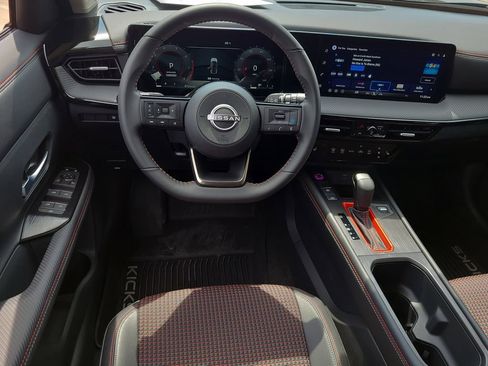 Certified 2026 Nissan Kicks SR w/ Cold Weather Package FWD image 13
