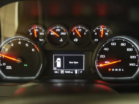 Used 2022 Chevrolet Silverado 2500 W/T w/ WT Convenience Package AWD/4WD image 38