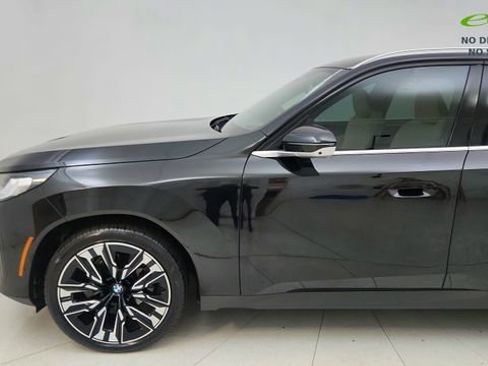 Used 2025 BMW X3 xDrive30i w/ Premium Package AWD/4WD image 4