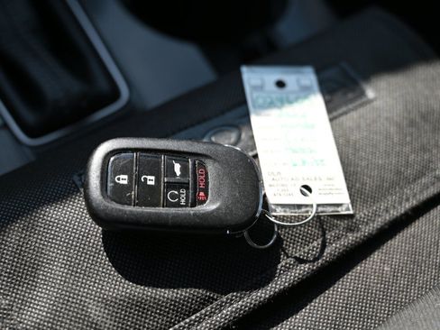 Used 2022 Honda Civic Sport image 23