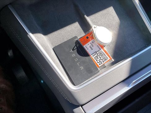 Used 2026 Tesla Model Y AWD image 13