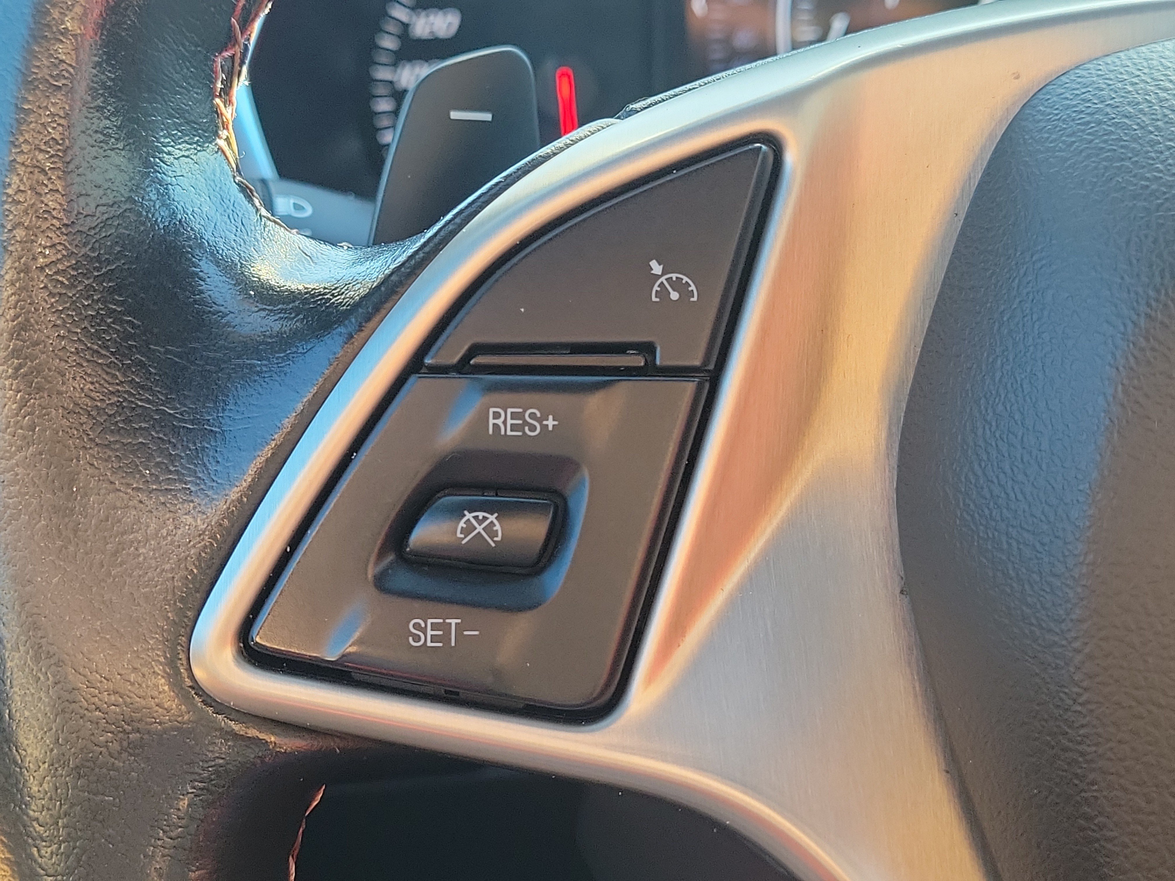 Used 2019 Chevrolet Corvette Stingray Coupe w/ 1LT RWD image 17