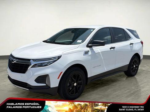 Used 2024 Chevrolet Equinox LT FWD image 2