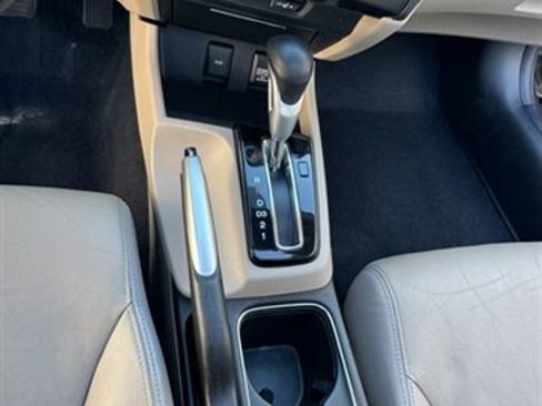 Used 2013 Honda Civic EX-L image 26