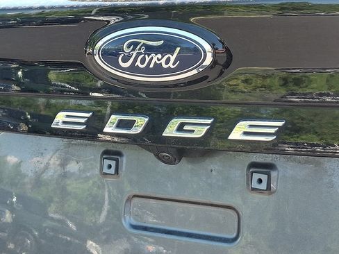 Used 2024 Ford Edge ST w/ Equipment Group 401A AWD/4WD image 35