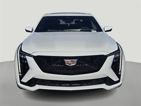 New 2026 Cadillac CT5 V image 5