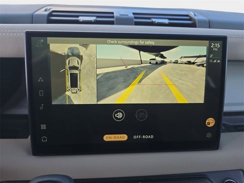 Used 2023 Land Rover Defender 130 X-Dynamic SE image 24