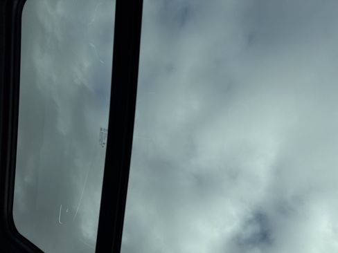 Used 2025 Chevrolet Tahoe Premier AWD/4WD image 28