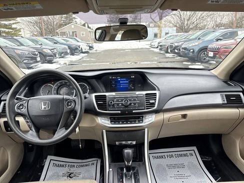 Used 2015 Honda Accord LX image 15