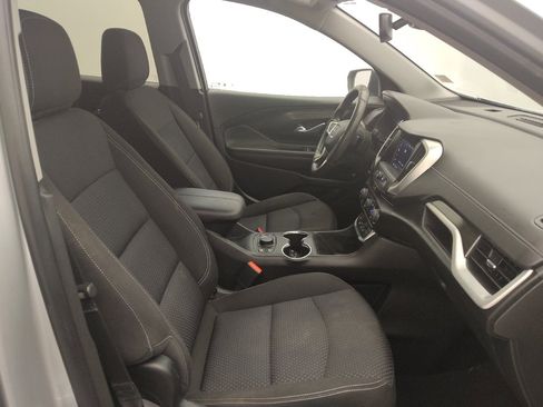 Used 2022 GMC Terrain SLE w/ Driver Convenience Package FWD image 21