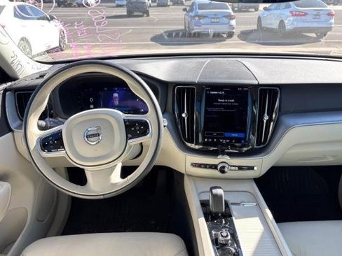 Certified 2023 Volvo XC60 B5 Core w/ Climate Package image 6