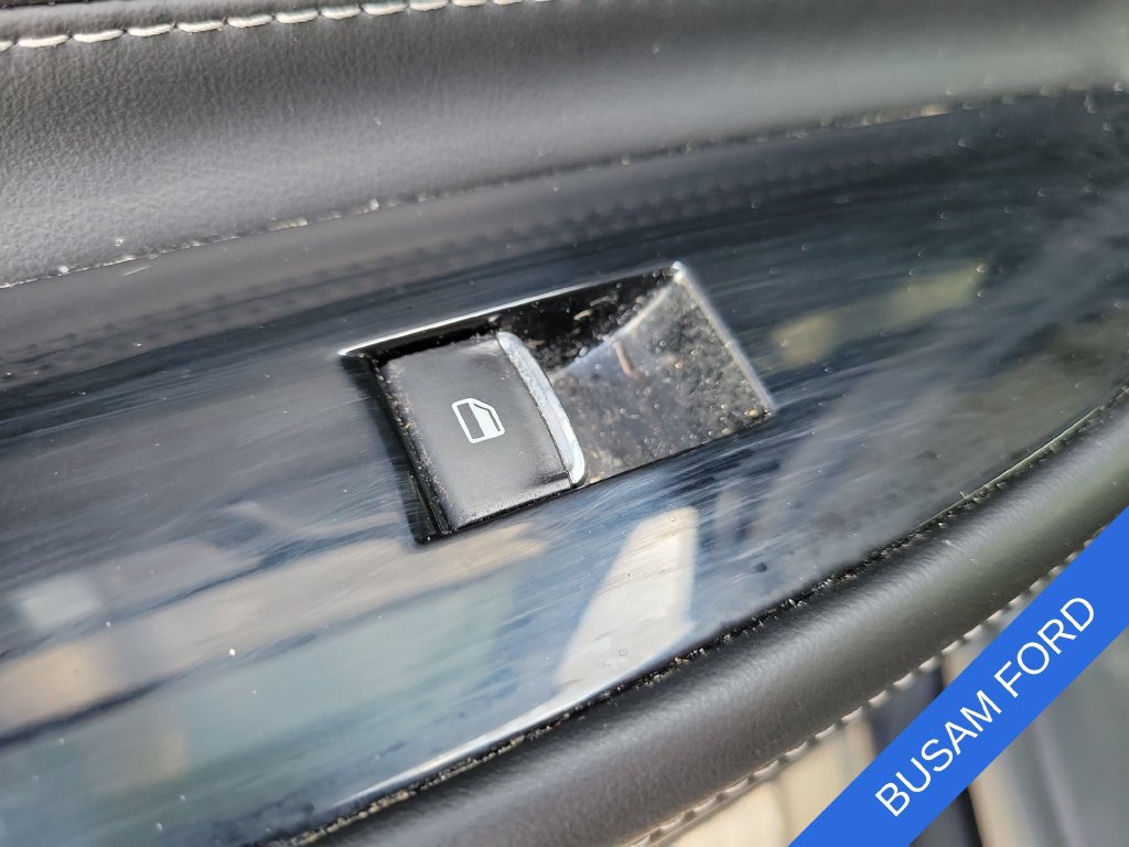 Used 2020 Lincoln Corsair FWD w/ Premium Package image 15