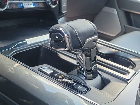 Used 2023 Ford F150 Lariat AWD/4WD image 32