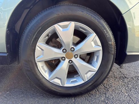 Used 2015 Subaru Forester 2.5i Premium image 9