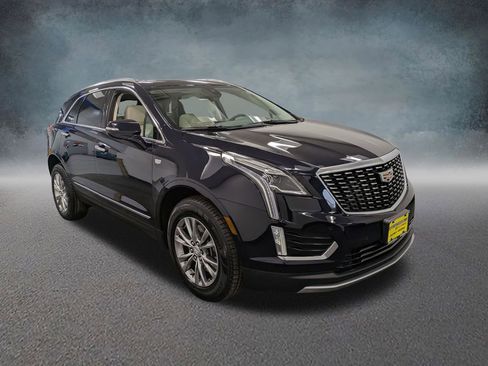 Used 2022 Cadillac XT5 Premium Luxury AWD/4WD image 3