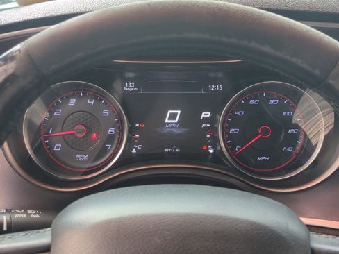 Used 2019 Dodge Charger SXT w/ Leather Interior Group image 27