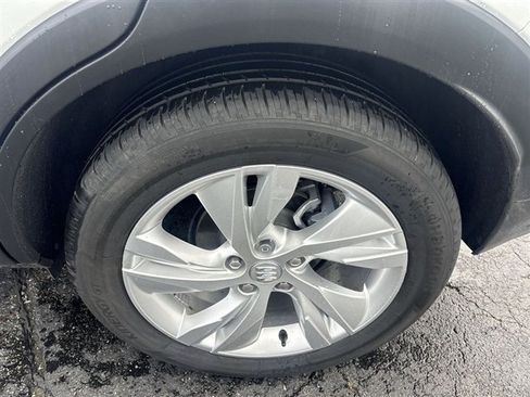 Certified 2024 Buick Encore GX Preferred w/ Comfort Package FWD image 31