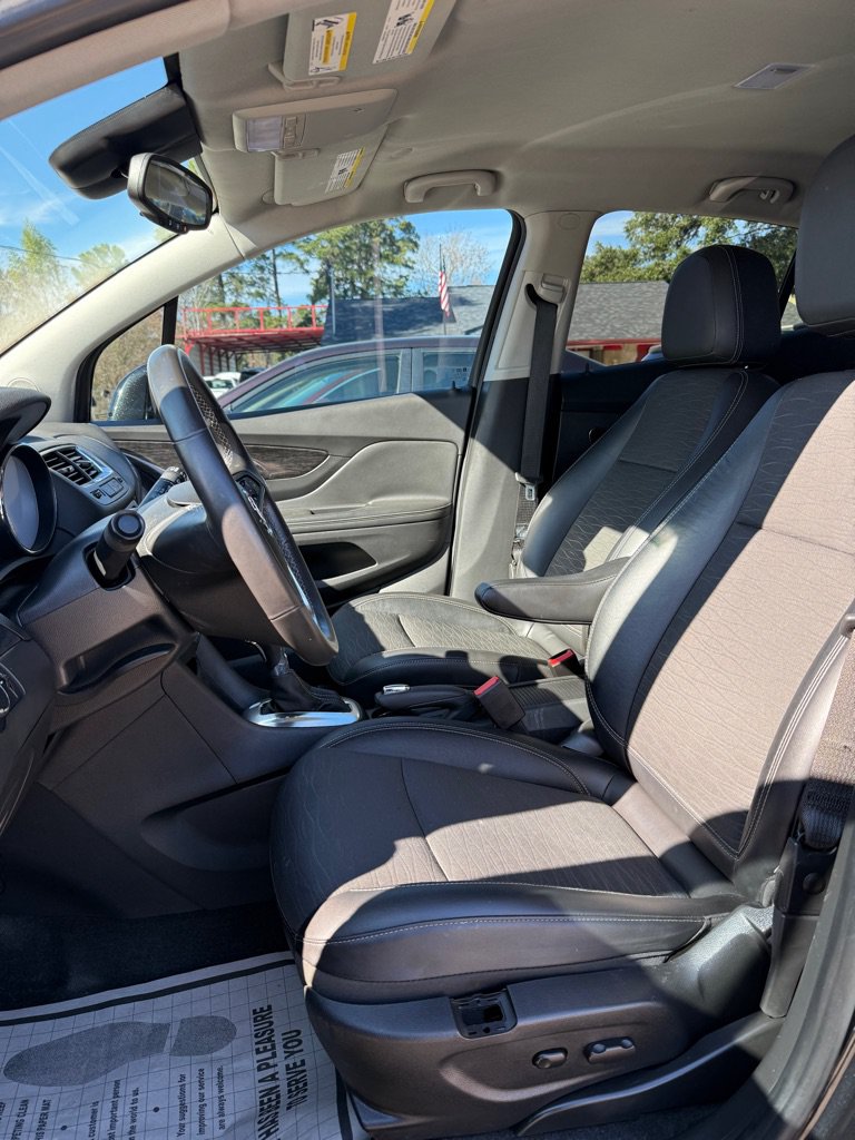 Used 2016 Buick Encore FWD image 9
