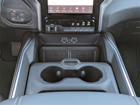 New 2026 RAM 2500 Big Horn image 18