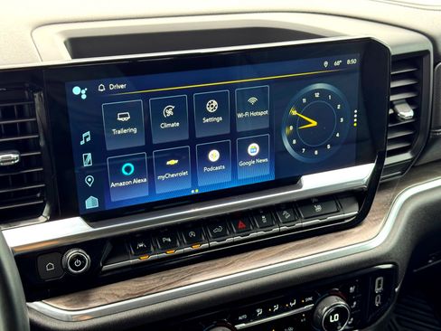 Used 2023 Chevrolet Silverado 1500 LTZ w/ LTZ Convenience Package II AWD/4WD image 26