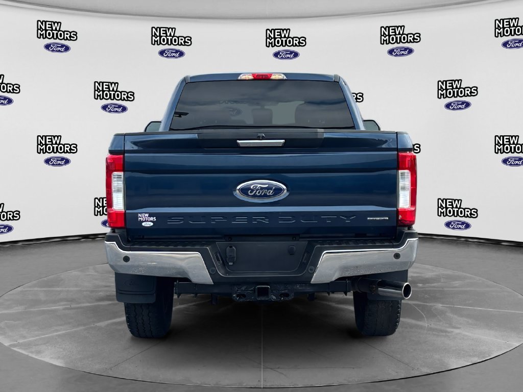 Used 2017 Ford F350 XLT AWD/4WD image 4