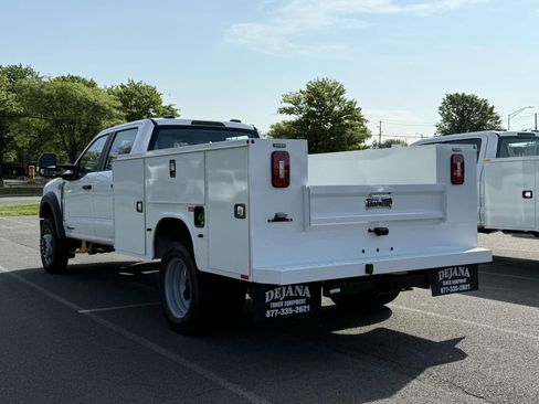 New 2025 Ford F550 4x4 Crew Cab Super Duty image 4