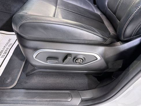 Used 2022 Jeep Wagoneer Series II image 11