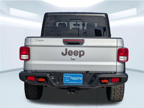 Used 2022 Jeep Gladiator Mojave w/ Cold Weather Group AWD/4WD image 4