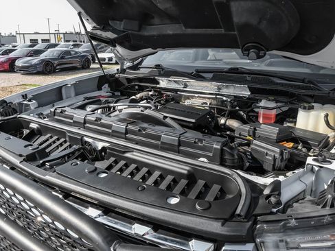 Used 2020 Chevrolet Silverado 2500 LTZ w/ LTZ Premium Package image 59