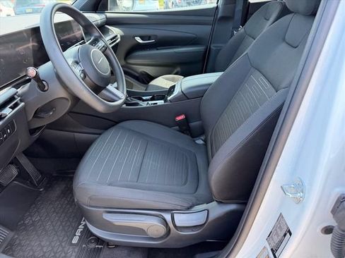 Certified 2026 Hyundai Santa Cruz SE AWD/4WD image 12