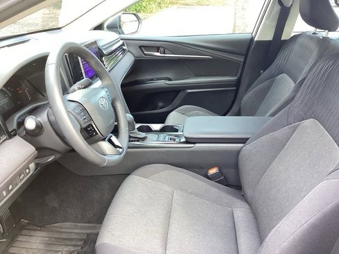 Used 2025 Toyota Camry LE w/ Convenience Package image 3