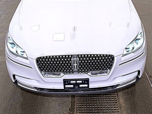 Used 2020 Lincoln Aviator Reserve w/ Equipment Group 202A AWD/4WD image 4