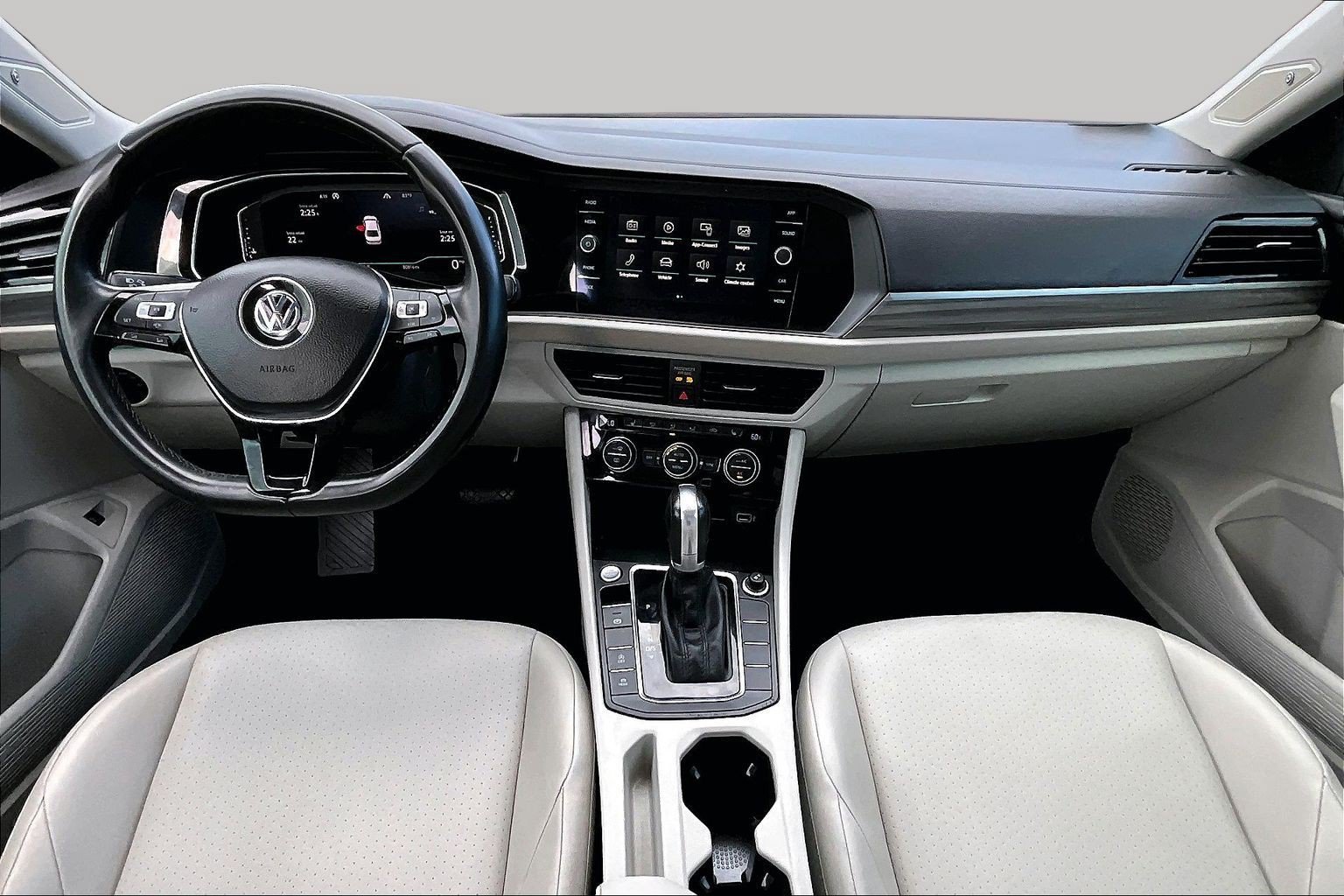Used 2019 Volkswagen Jetta SEL FWD image 14