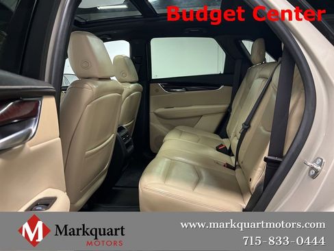 Used 2017 Cadillac XT5 Luxury w/ Driver Awareness Package image 11