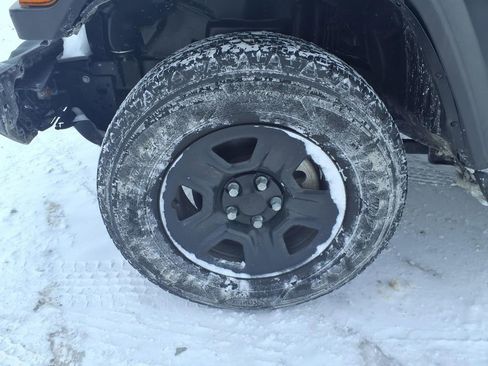 Used 2021 Jeep Wrangler Unlimited Sport image 35