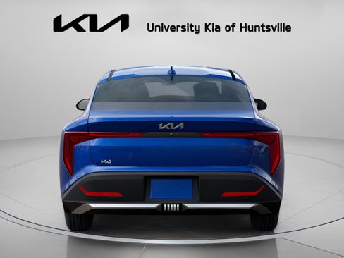 Used 2025 Kia K4 LXS image 6