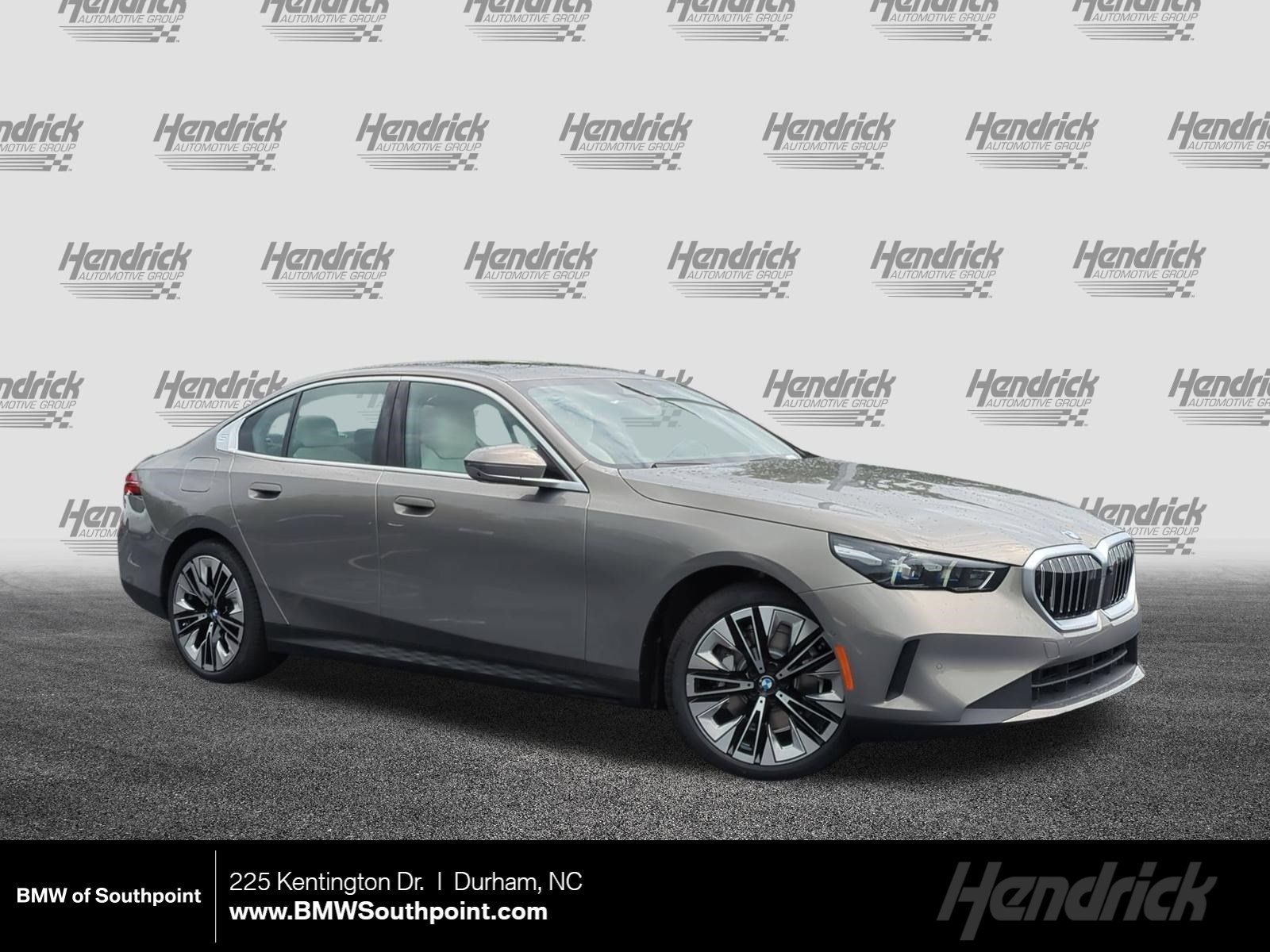 New 2027 BMW 530i w/ Premium Package RWD image 1