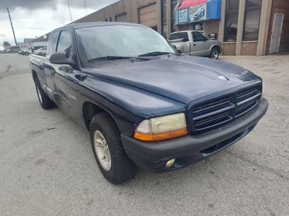 Used 2001 Dodge Dakota 2WD Club Cab