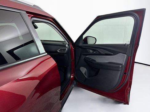 Used 2023 Chevrolet TrailBlazer LT w/ Convenience Package image 31