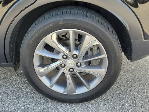 Used 2023 Buick Encore GX Essence w/ Experience Buick Package FWD image 9