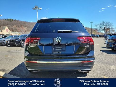 Used 2018 Volkswagen Tiguan SE w/ Panoramic Sunroof Package image 28