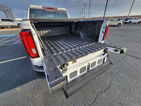 Used 2020 GMC Sierra 1500 SLT image 29