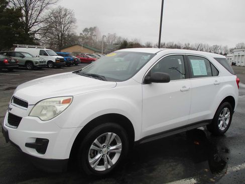 Used 2014 Chevrolet Equinox LS image 1